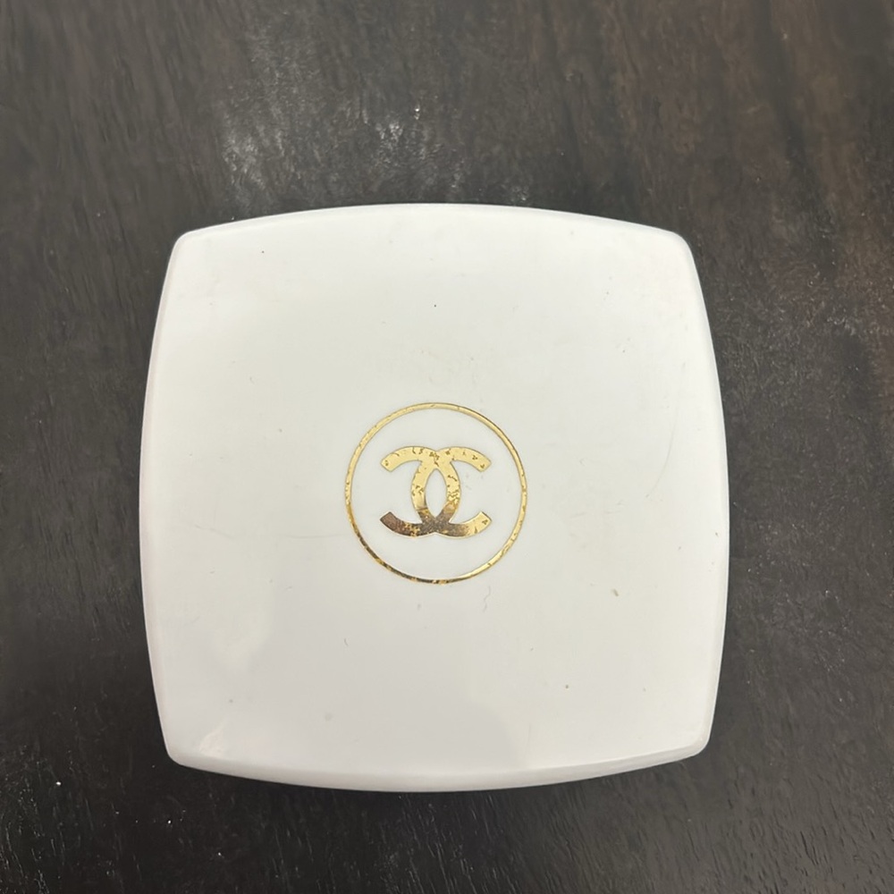 Vintage Chanel Luxury Bath Powder N*5 Paris Puff